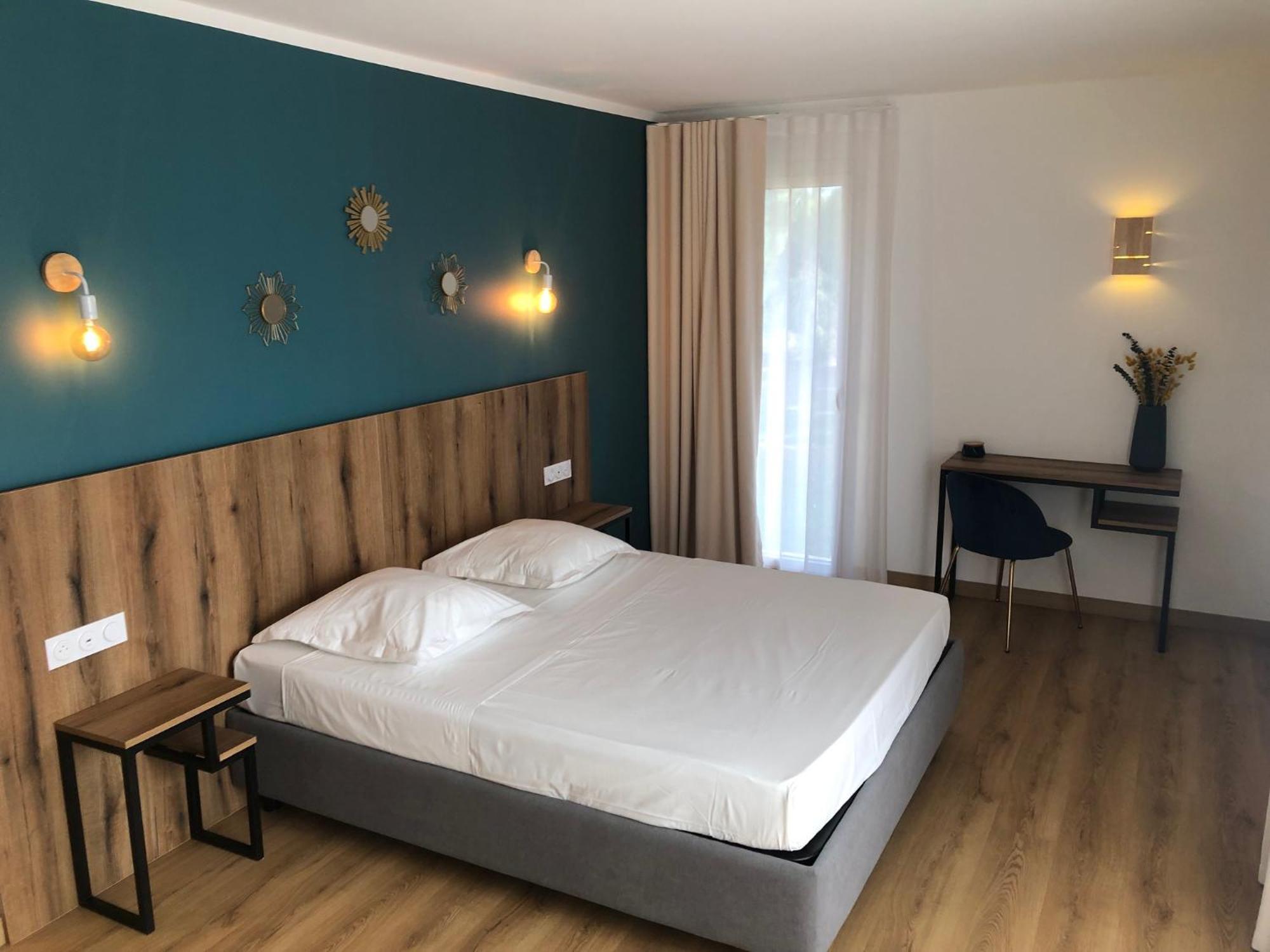 Auberge Les Oliviers Lucciana  Exterior photo