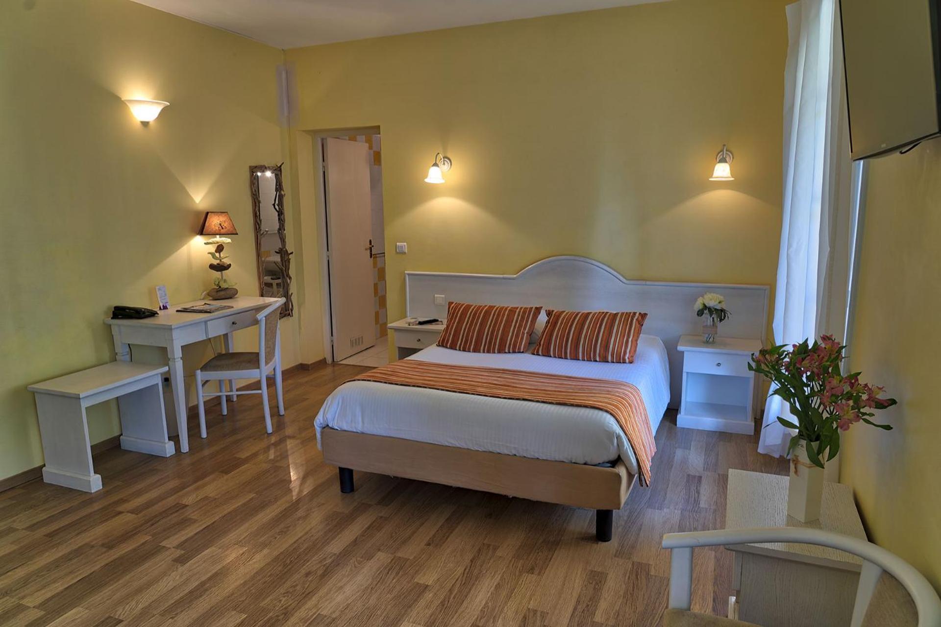 Auberge Les Oliviers Lucciana  Exterior photo