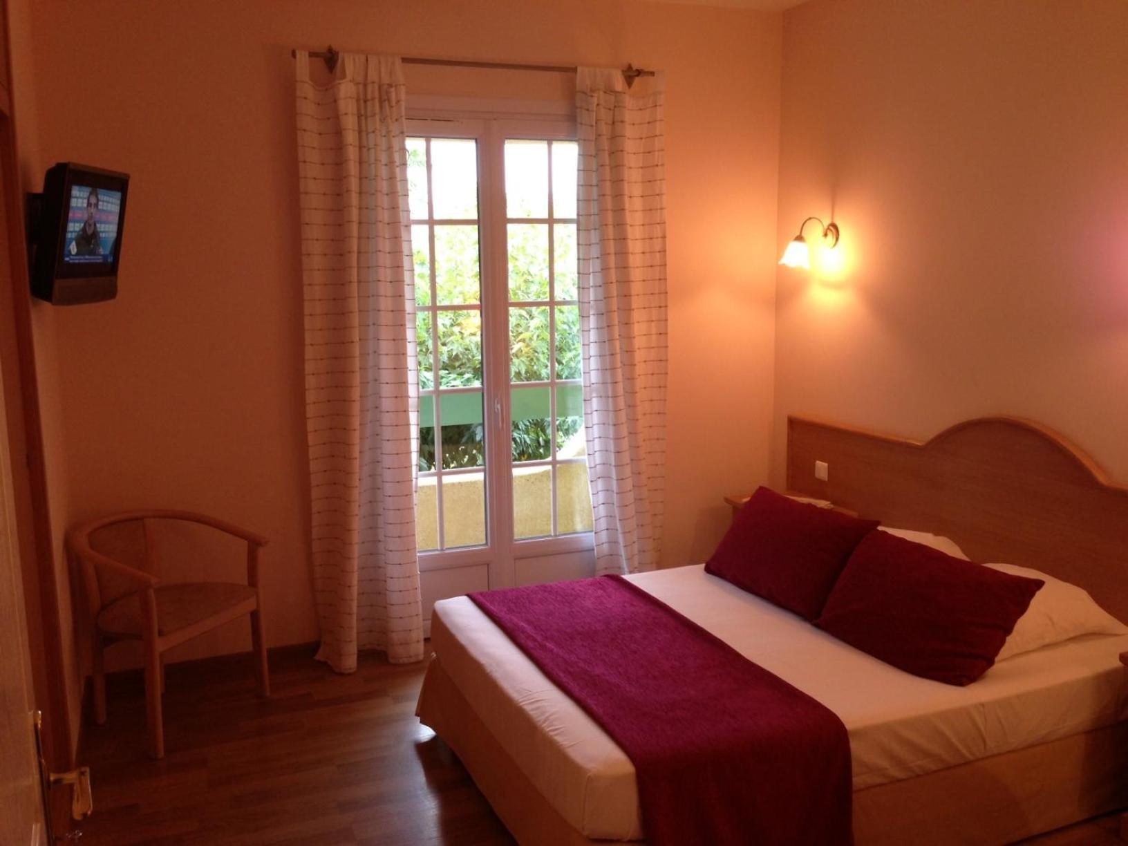 Auberge Les Oliviers Lucciana  Exterior photo